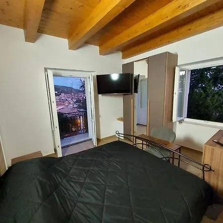 Al Monumento Bed and Breakfast *