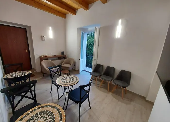 Al Monumento 住宿加早餐酒店 *