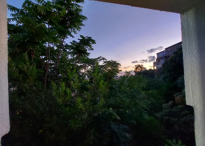 Al Monumento 阿曼泰阿