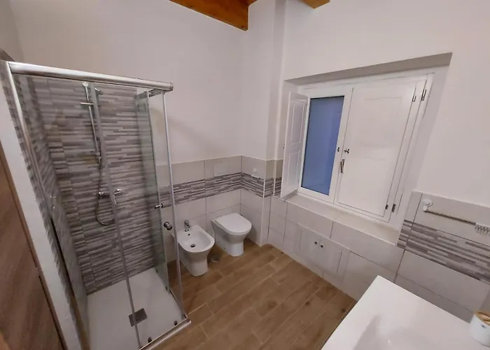 Al Monumento * 阿曼泰阿